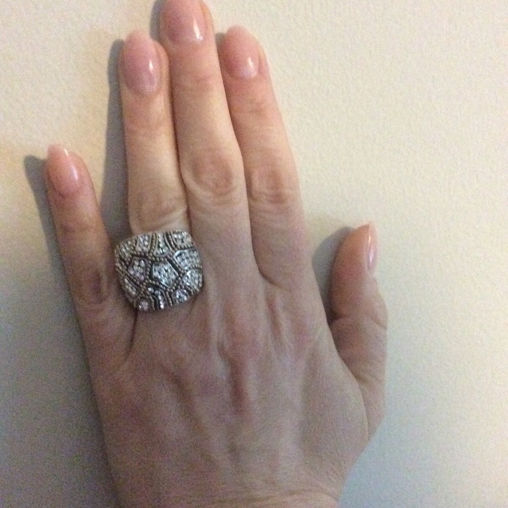 Ladies Ring